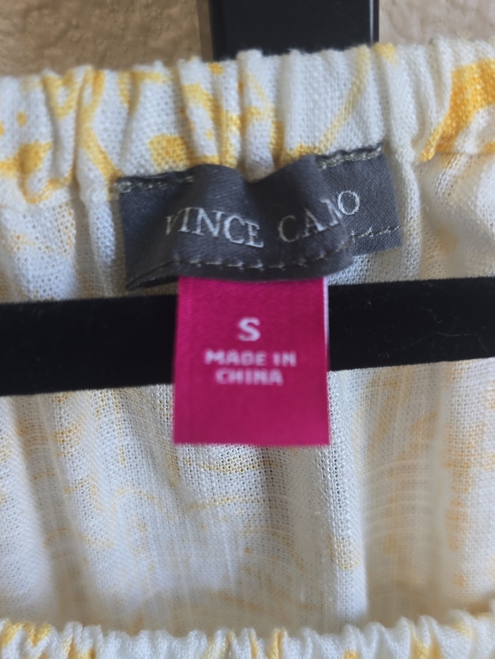 NWT Vince Camuto Printed Linen Blend Off Shoulder Top. Small And XL - Picture 7 of 11